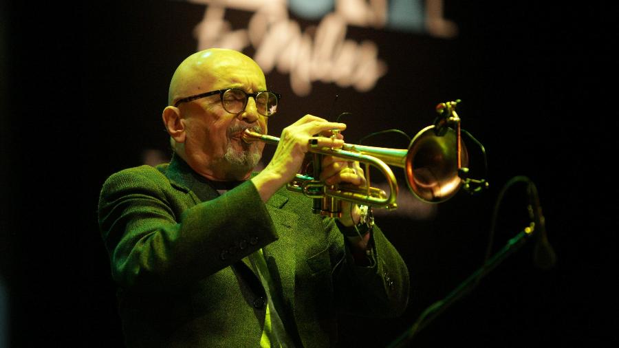 O trompetista Tomasz Stanko, precursor do free jazz na Europa - Agencja Gazeta/Pawel Malecki via Reuters