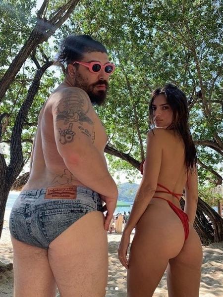 Emily Ratajkowski faz graça com o amigo The Fat Jewish - Reprodução/Instagram