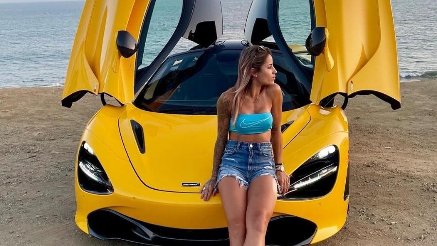 Skatista Letícia Bufoni e seu McLaren 720S - Reprodução