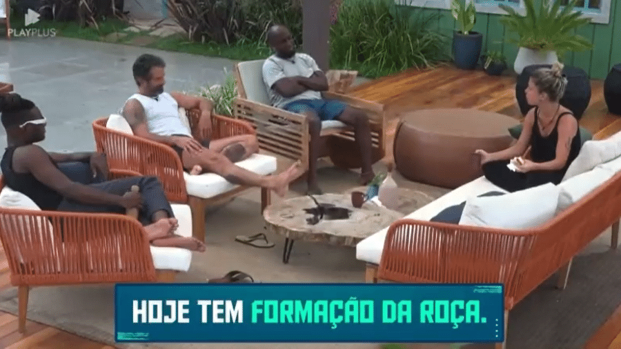 A Fazenda 2022: Peões do Grupo B teorizam fogos de artifício da madrugada - Reprodução/PlayPlus