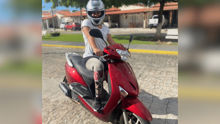 Luana Martini tirou carteira de moto após enfrentar barreiras