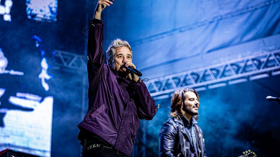 Jota Quest no Festival Olímpico Parque Time Brasil, em agosto de 2024; no sábado, a banda toca em Búzios (RJ)