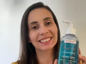 'Reduziu minhas espinhas': por que gel de limpeza Avène vale investimento