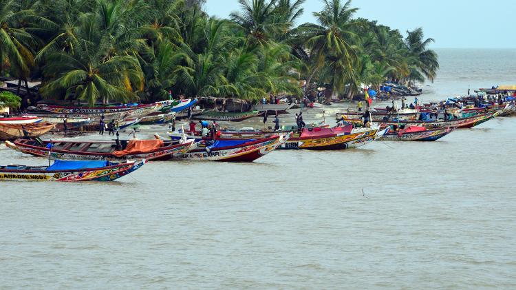 Barcos de pesca, Banjul, Gâmbia Barcos de pesca, Banjul, Gâmbia