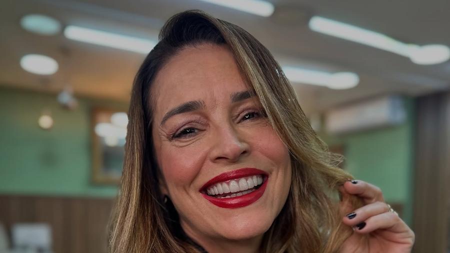 Suzy Rêgo alerta seguidores de tentativa de golpe por vídeo chamada 