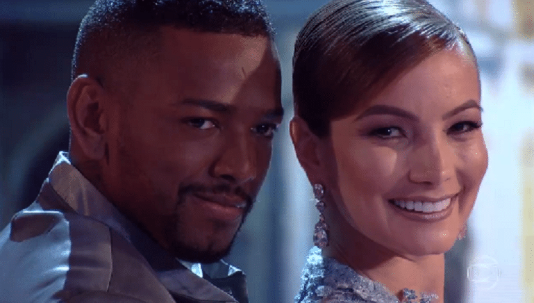 27.nov.2016 - Rainer Cadete, Nego do Borel, Felipe Simas, Brenno Leone e Sophia Abrahão foram desafiados pela produção a se apresentar ao ritmo da valsa, já na reta final do quadro - Reprodução/TV Globo