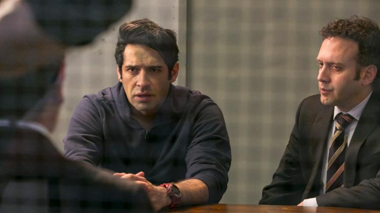 Agnaldo (João Baldasserini) depõe sobre roubo em "Pega Pega" - Rafael Campos/TV Globo - Rafael Campos/TV Globo
