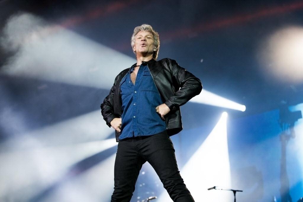Bon Jovi faz pose no show em São Paulo - Mariana Pekin/UOL