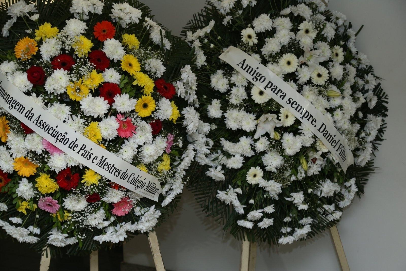 Amigos, familiares e fãs vão ao velório do humorista Agildo Ribeiro - Marcos Ferreira/Brazil News