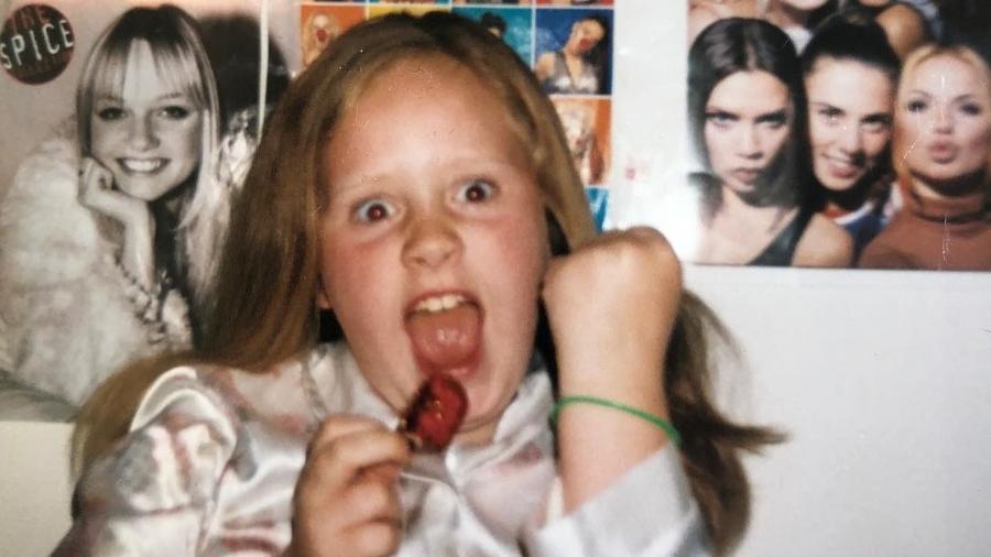 Adele posta foto criança para comemorar o retorno aos palcos das Spice Girls - Reprodução/Instagram