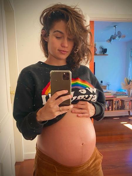 Nanda Costa mostrou o barrigão da gravidez das gêmeas que espera com Lan Lanh - Reprodução/Instagram