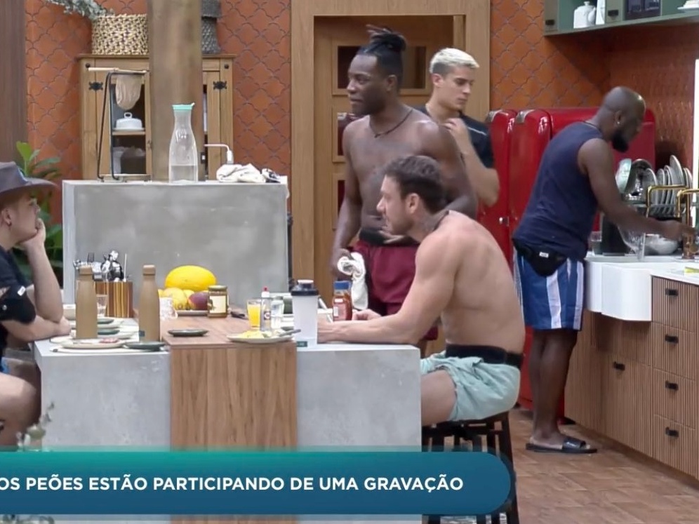 Pelé alfineta Bruno: 'É o que mais descansa, cansa fazer m*rda'