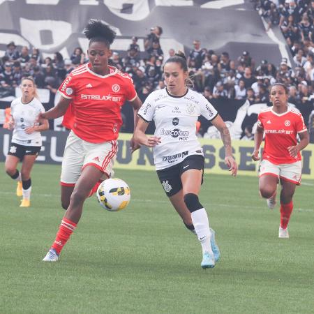 Corinthians e Internacional disputaram a final do  Campeonato Brasileiro de Futebol Feminino 2022 e bateram recorde de público no país - Yuri Murakami/TheNews2