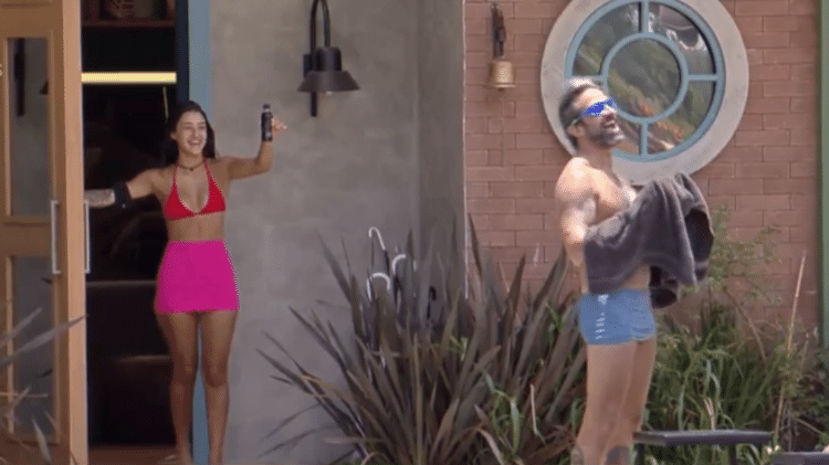 A Fazenda 2022: Bia mostra refrigerante para peões - Reprodução/Playplus - Reprodução/Playplus