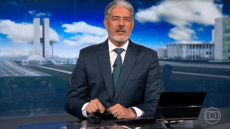 William Bonner alfineta apoiadores de atos terroristas em Brasília - Reprodução/TV Globo