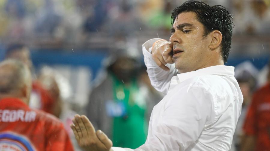 Marcelo Adnet desfila pela Estrela do Terceiro Milênio no Carnaval de São Paulo em 2023