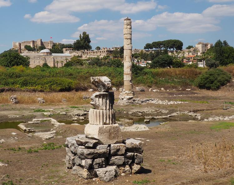 O que restou do Templo de Ártemis em Éfeso, na Turquia, em foto de 2017