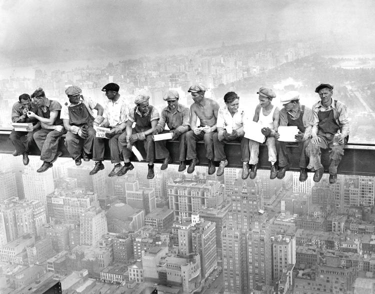 Lunch atop a Skyscraper