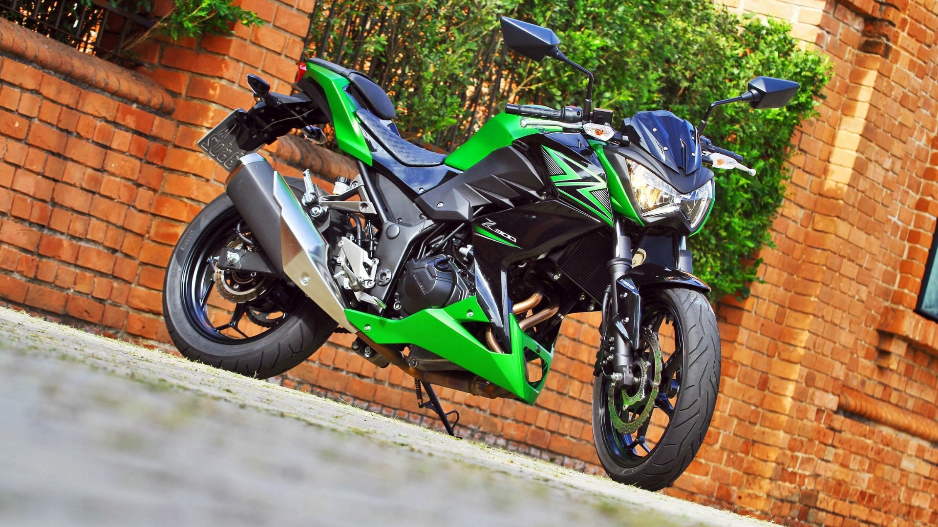 Kawasaki Z300 - Mario Villaescusa/Infomoto