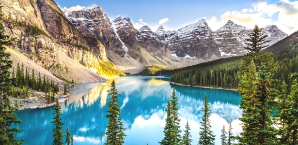 O lago Moraine é um dos principais símbolos do Parque Nacional Banff - Getty Images
