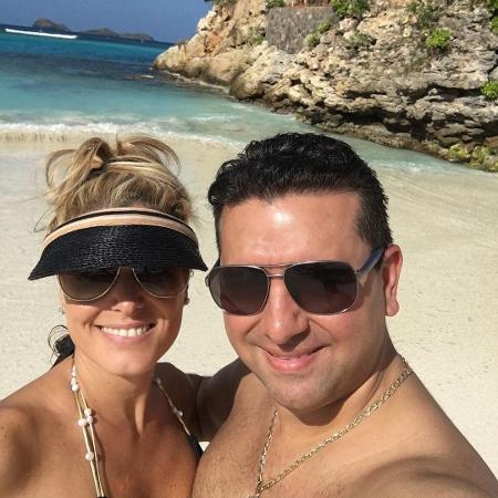 O apresentador e confeiteiro Buddy Valastro com a mulher Lisa durante férias  - Reprodução/Instagram/buddyvalastro