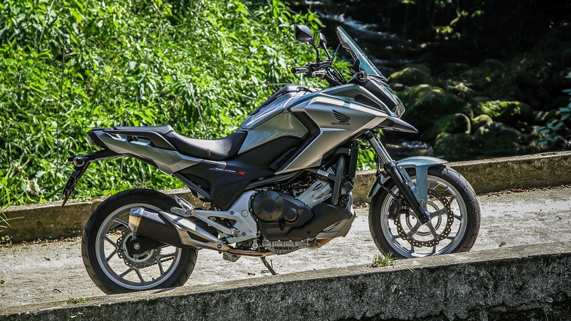 Honda NC 750X 2016 - Divulgação