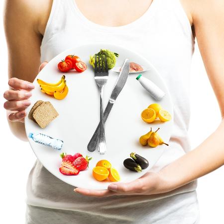 Ficar sem Comer, Não Ajuda a Emagrecer! - MGT Nutri Nutrição