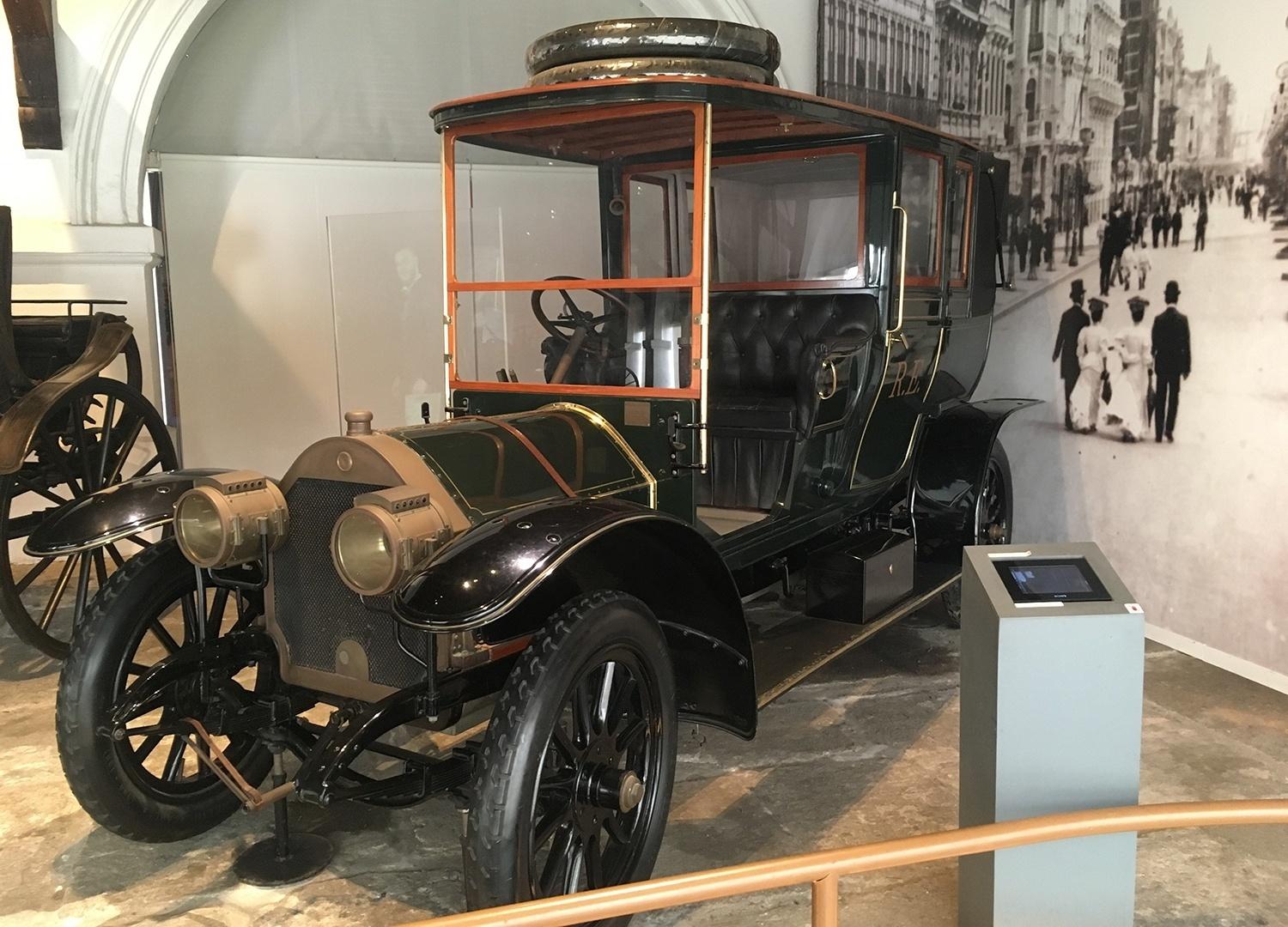 Exposição "Do Móvel ao Automóvel" no Museu Histórico Nacional, no RJ - Karina Craveiro/UOL