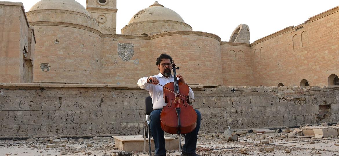 Maestro iraquiano Karim Wasfi toca em Mossul - AFP PHOTO / Zaid AL-OBEIDI