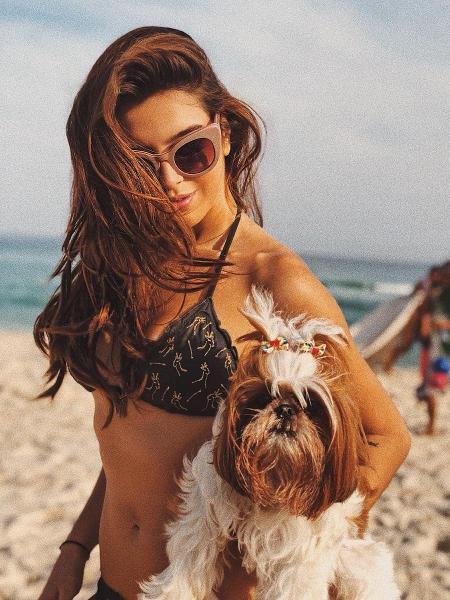 Giovanna Lancellotti curtiu o sábado em praia do Rio - Instagram/Reprodução