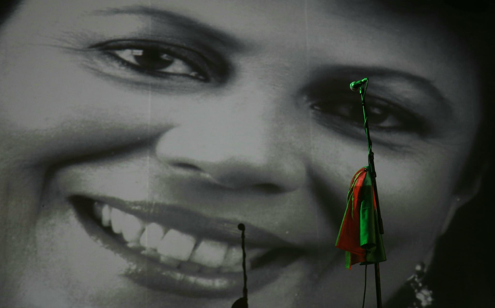 Em vez de missa, Beth Carvalho ganha samba de 7º dia no Circo Voador, no Rio - Júlio César Guimarães/UOL