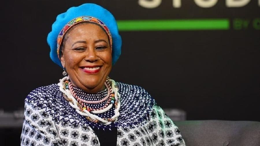 Cantora de jazz sul-africana Sibongile Khumalo morre após derrame