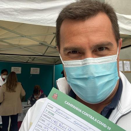 Rodrigo Bocardi é vacinado contra a covid-19 - Reprodução/Instagram