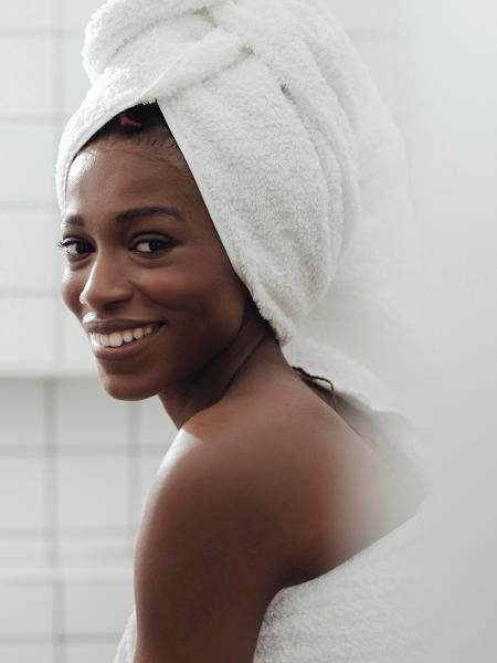 Skincare; pele; pele negra; modelo - Getty Images