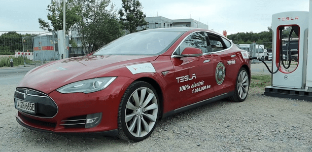 Conduzido por taxista, Tesla Model S chegou a 1,5 milhão de km rodados na Alemanha em menos de 10 anos de uso