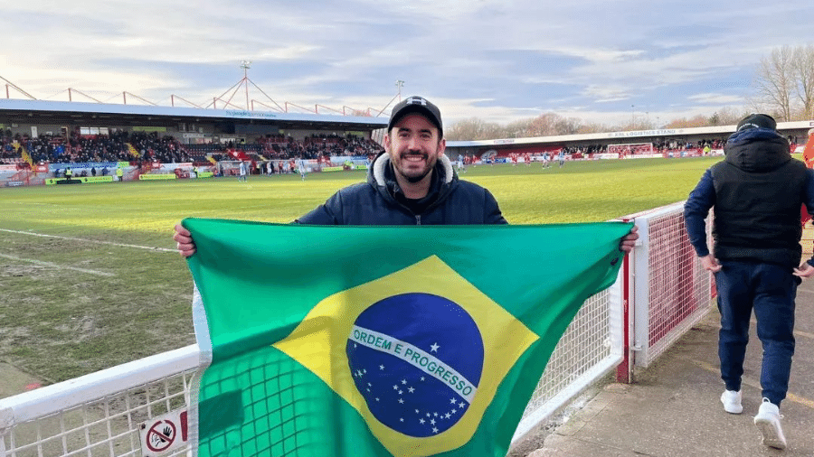 Viu até jogo da 10ª divisão: o brasileiro que viaja só por causa