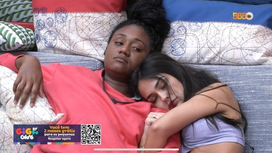 BBB 23: Sarah Aline e Larissa reclamam de vômito no banheiro - Reprodução/Globoplay