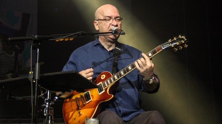 15.mar.2016 - Representando os Paralamas do Sucesso, Herbert Vianna também participa do projeto que celebra o rock brasileiro - AgNews - AgNews