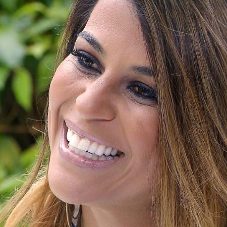 Nana diz, em entrevista para Gugu, que não liga para as críticas que recebe por ser casada com Tiririca - Divulgação/RecordTV - Divulgação/RecordTV