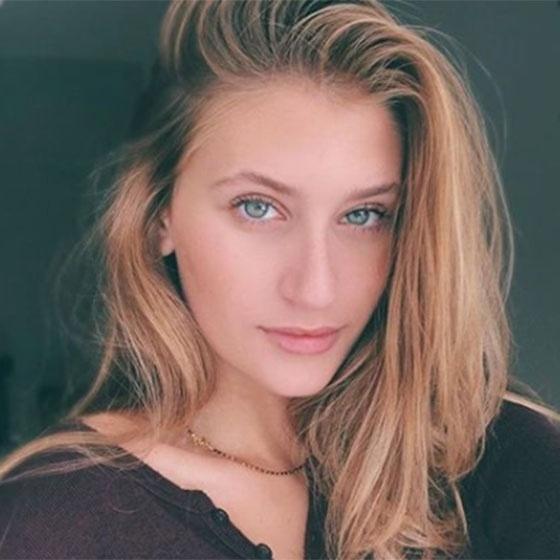 A modelo Paula La Croix, de 15 anos, tem o sonho de desfilar pela marca de lingerie Victoria's Secret - Reprodução/Instagram