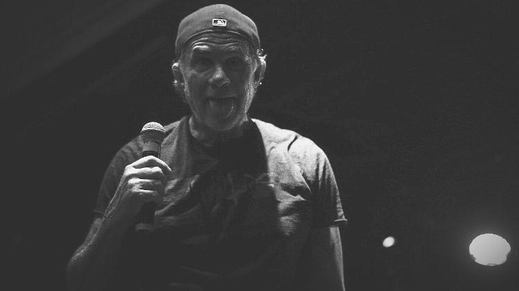 Chad Smith mostra a língua - Pamela Martins/Divulgação - Pamela Martins/Divulgação