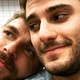 Hugo Bonemer com o namorado, Conrado - Reprodução/Instagram