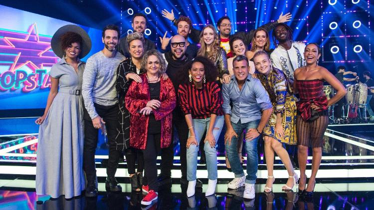 Os apresentadores Tais Araujo e Tiago Abravanel e os 14 participantes da segunda temporada do "PopStar" - Divulgação/TV Globo - Divulgação/TV Globo