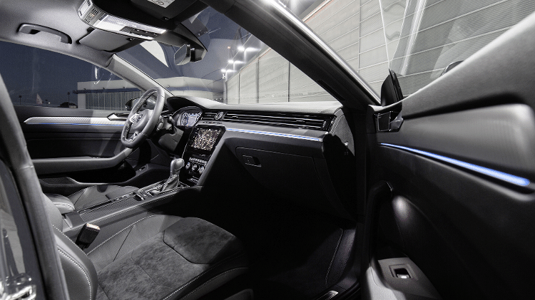 Volkswagen Arteon RLine - Ricardo Ribeiro/UOL - Ricardo Ribeiro/UOL