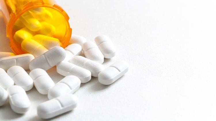 Azitromicina, medicamento - iStock - iStock