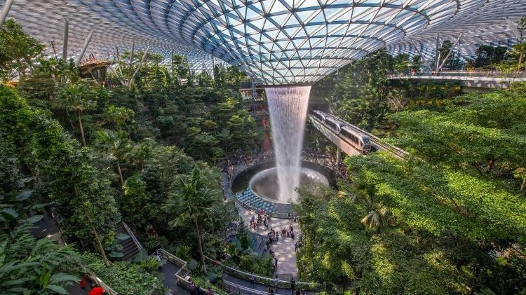 O aeroporto de Singapura já foi eleito este ano, pela 12ª vez, o melhor aeroporto do mundo