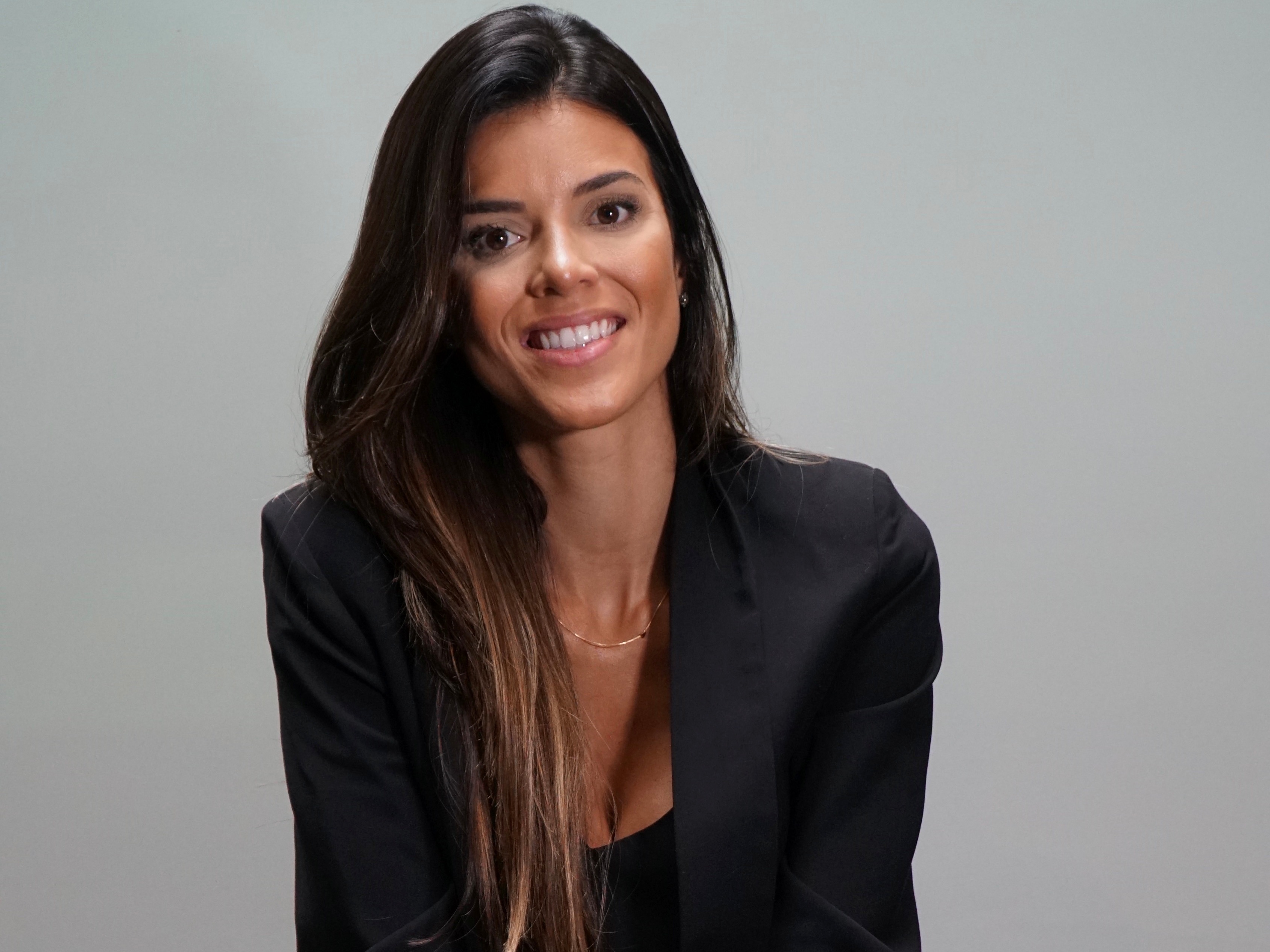 Aos 33, ela investiu R$ 150 mil em startup que vai faturar R$ 7 milhões