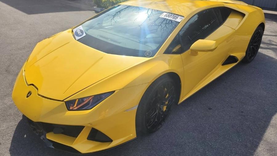 Lamborghini Huracán com 2.065 km rodados foi leiloado nesta semana por R$ 2,3 milhões; preço "normal" é de quase R$ 3,6 mi - Divulgação