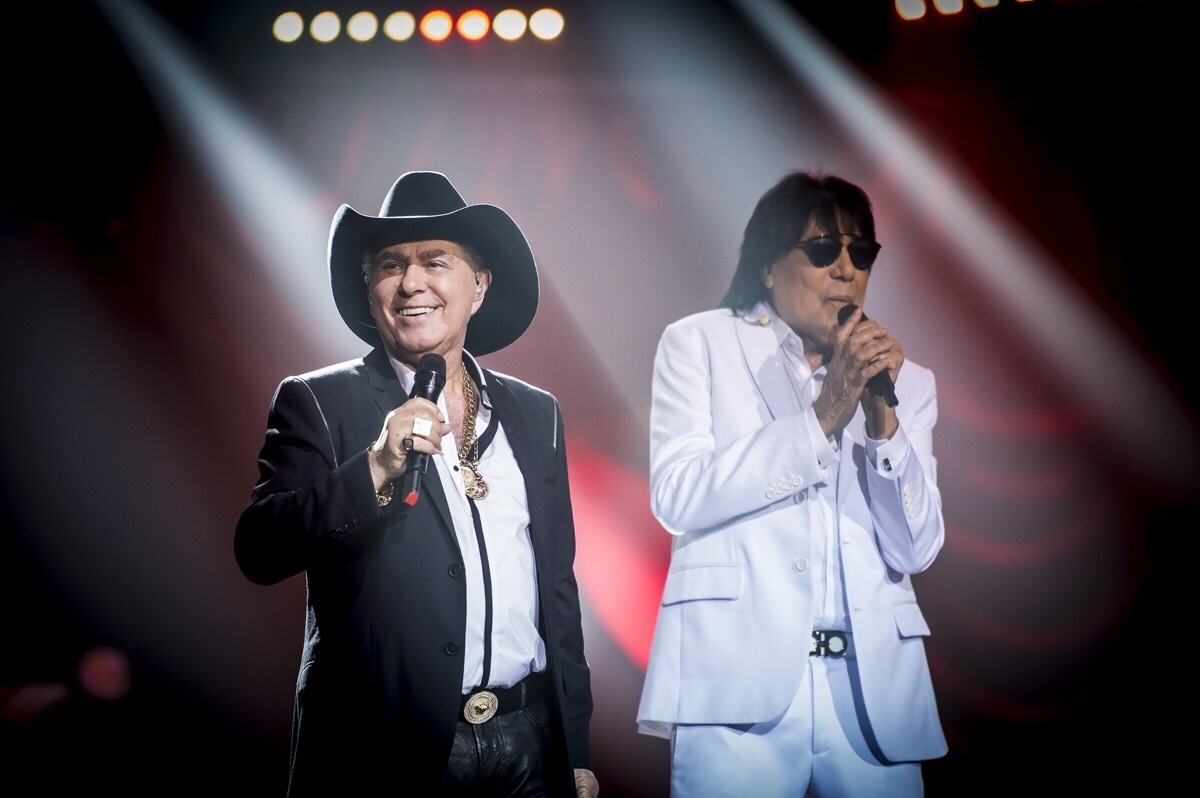 11.nov.2015 - Milionário & Marciano durante gravação do DVD "Lendas", no Citibank Hall, em SP - Divulgação