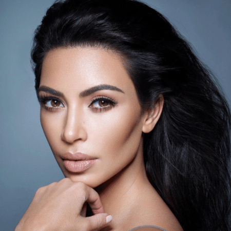 Kim Kardashian é uma das adeptas destes acessórios de beleza - Reprodução/Instagram